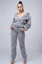 Load image into Gallery viewer, Envious Sweat Suit
