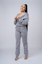 Load image into Gallery viewer, Envious Sweat Suit
